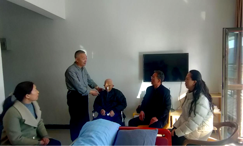 心下废干部 慰问送真情&mdash;&mdash;三建公司党政班子成员赴敦睦康养院探望老党员