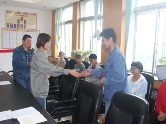 弘扬工匠心灵 彰显劳动价值