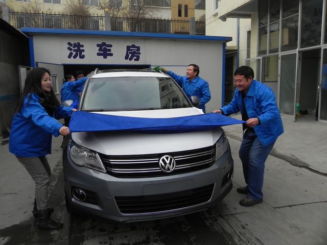 省总工会&ldquo;下基层、接地气、办实事&rdquo;活动第六组辅导光临QMH官网工会查抄领导工作