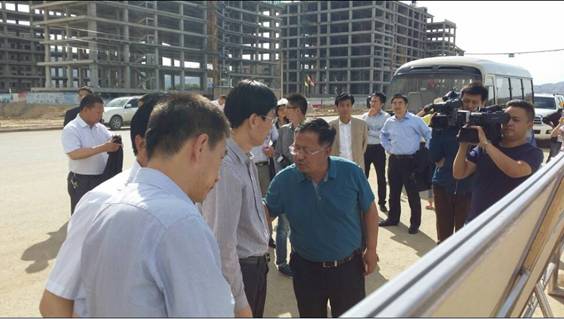 商务部房爱卿副部长光临  青海曹家堡保税物流中心工地调研