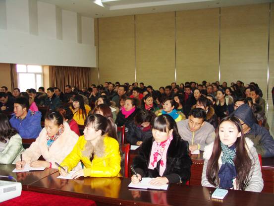 内强幼我素质，表塑企业形象