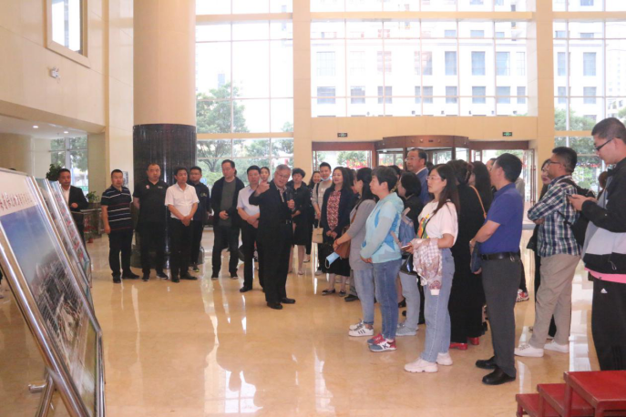 55fcd939cc5d8eae805563b2b1afe8bb