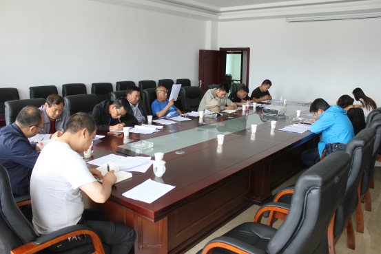 临空开投支部召开党员（扩大）专题进建大会