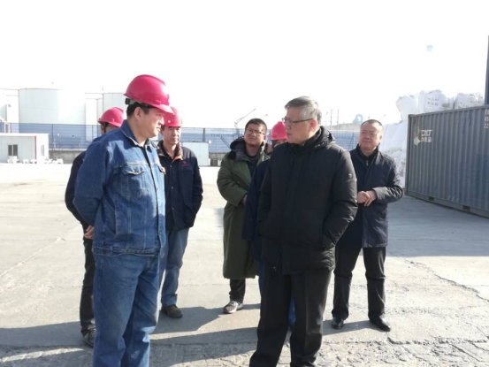 集团党委书记、董事长王玉辉同道到工投公司调查调研