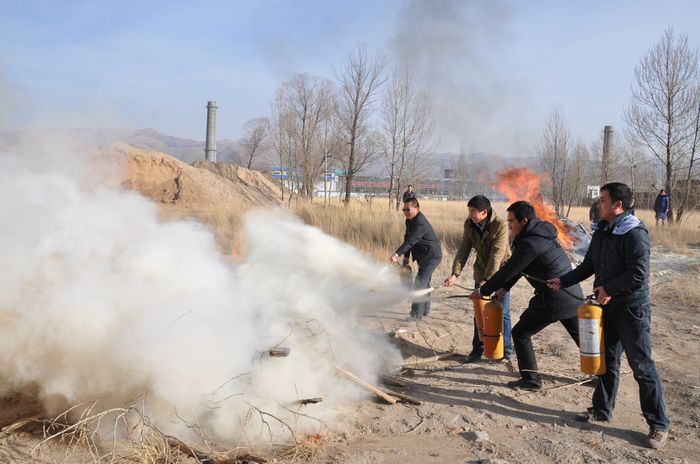 QMH官网民爆公司进行火警接济演练