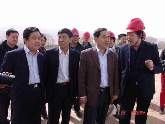 a5dd0eb2bc99f7a0512552e9bdf056ec