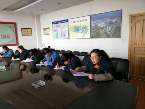 基层热议十九大  进建宣贯掀热潮