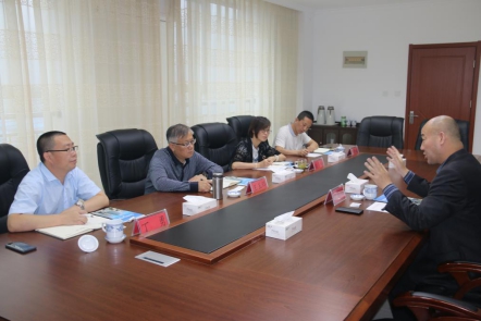 青海QMH官网集团与华彩征询集团座谈集团战术管控