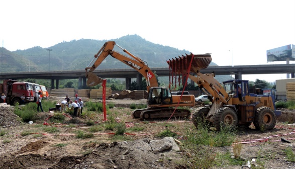 青海向阳城市急剧消费品仓储分拨中心进行开工典礼