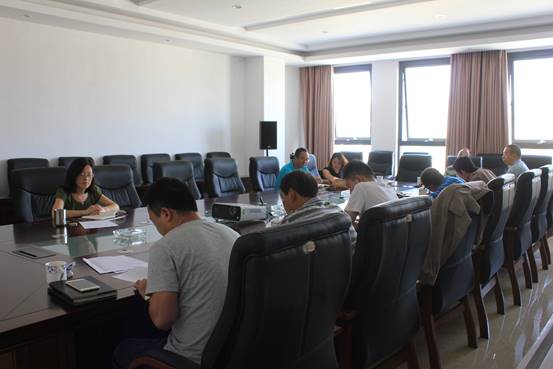 向先进表率尹磊同道进建，贯彻落实《中国共产党问责条例》