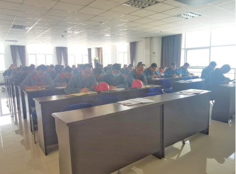 QMH官网工投公司纪委召开中秋、国庆节前廉政警示教育会