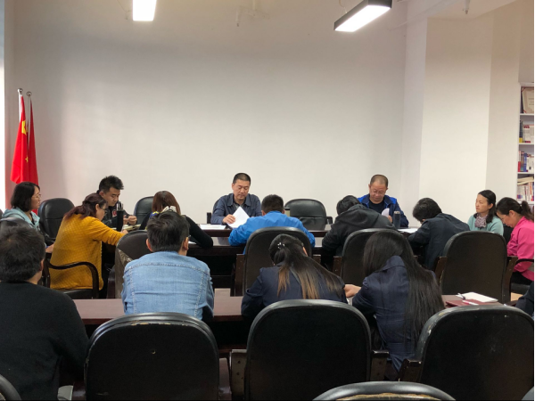 省三建公司党委进建《习近平的七年知青岁月》